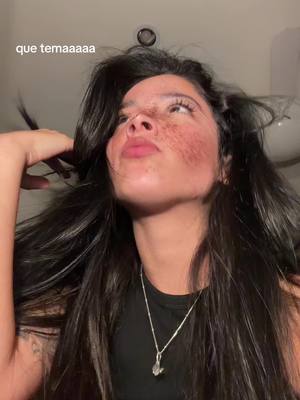 A post by @parrafeiny on TikTok caption: #wlw #lgbt🏳️‍🌈 