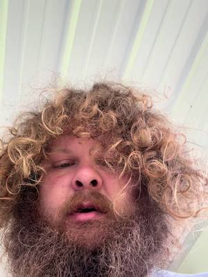 A post by @papawspissbucket on TikTok caption: YOU EVER BEEN HOGGIN?! Follow my bubbies @FDOTT (Fat Don - One Tre Tone) 