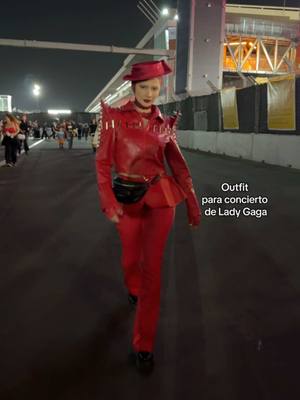 A post by @_marianazambrano on TikTok caption: Nunca había podido lucir un vestuario de mis videos de transición 🥳🤭 Me lo chulearon mucho! #abracadabra #conciertoladygaga #mexico 