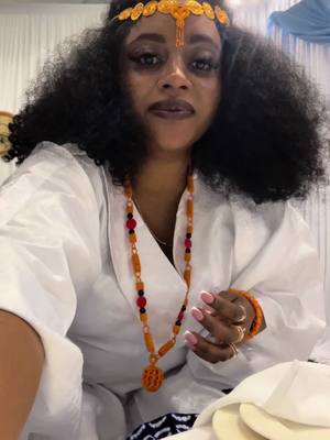 A post by @c4love4 on TikTok caption: #peulhguinéenne🇬🇳 #224🇬🇳 