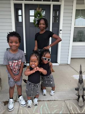 A post by @tuckertribelive on TikTok caption: Always us ♥️ #tuckertribe #fyp #explore #sahm #springbreak 