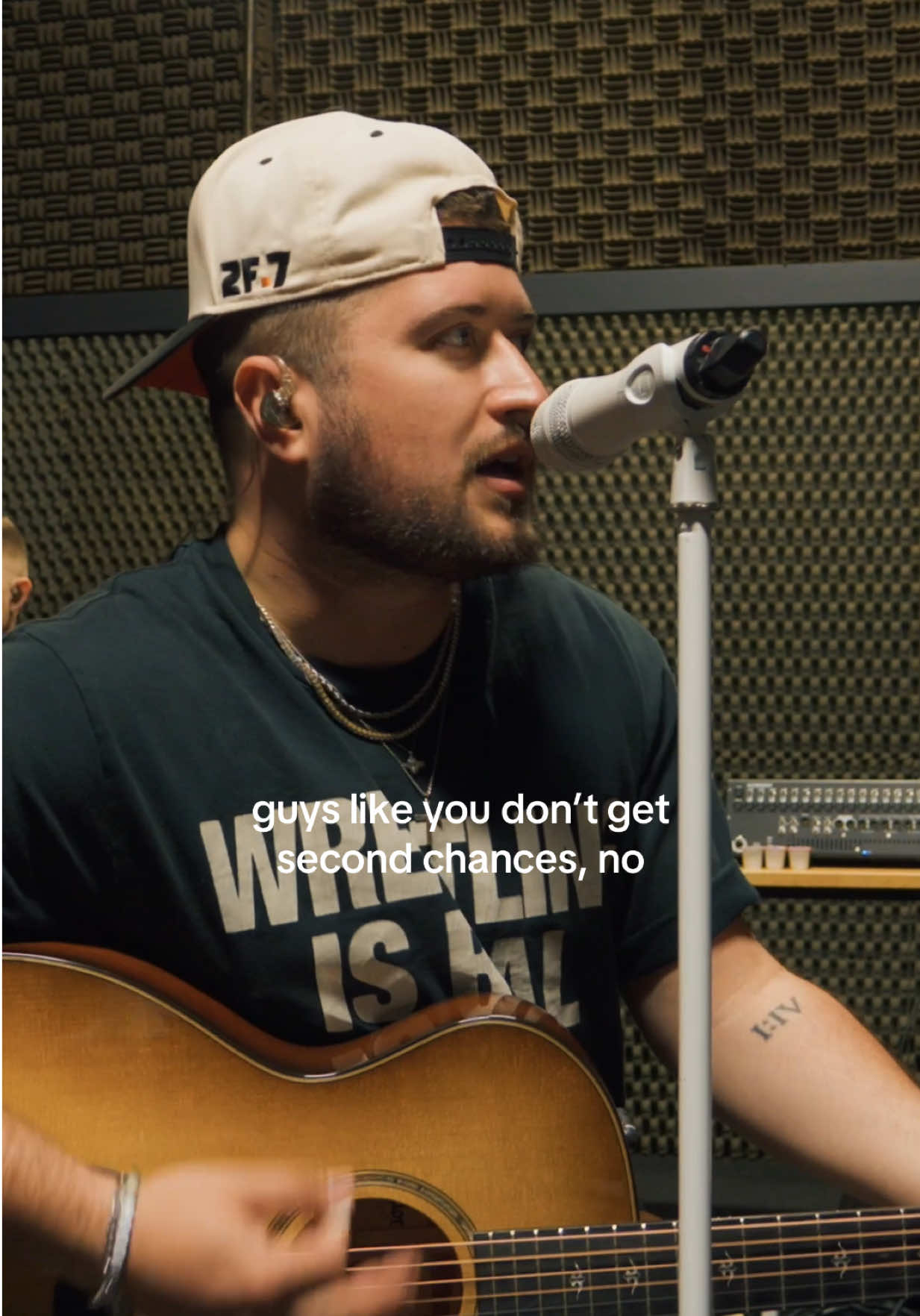 A post by @dylanschneider on TikTok caption: i hate to break it to ya #countrymusic #breakupsong 