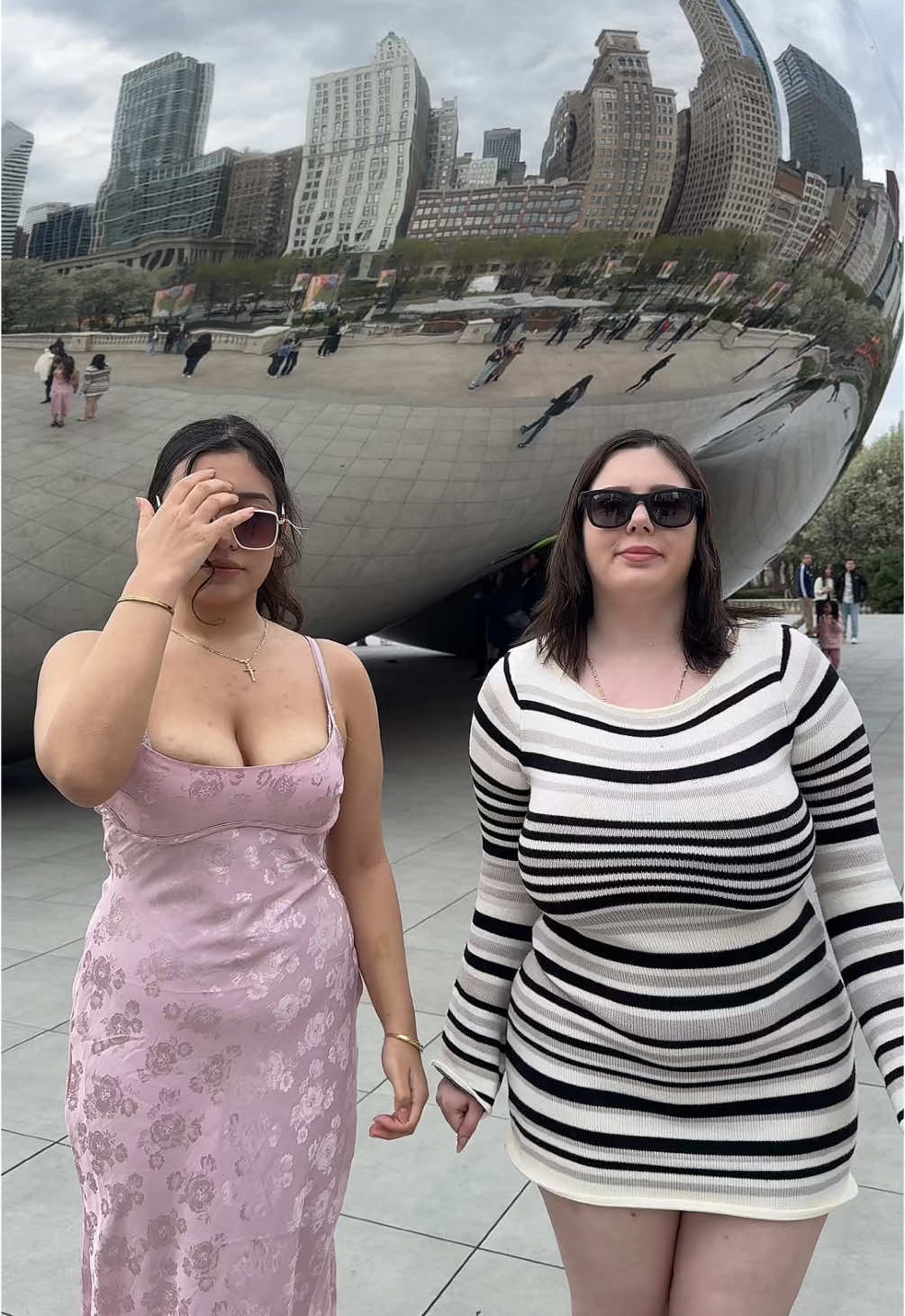 A post by @chasityjuarezz on TikTok caption: Cuando vivía en Chicago #gringa #paratii #lagringa #chicago 