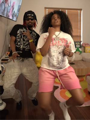 A post by @__therealnia on TikTok caption: toodles lmaoooo 😭🔥 @Trey Wavy 🌊 #fypシ #foryoupage #therealnia #trending #viral 
