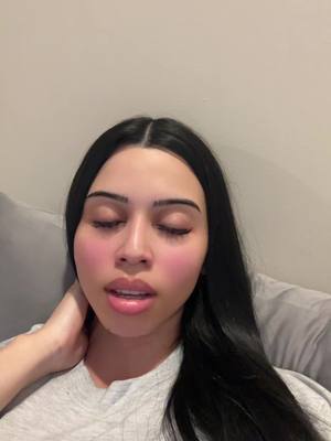 A post by @racheeleve on TikTok caption: #fyp 