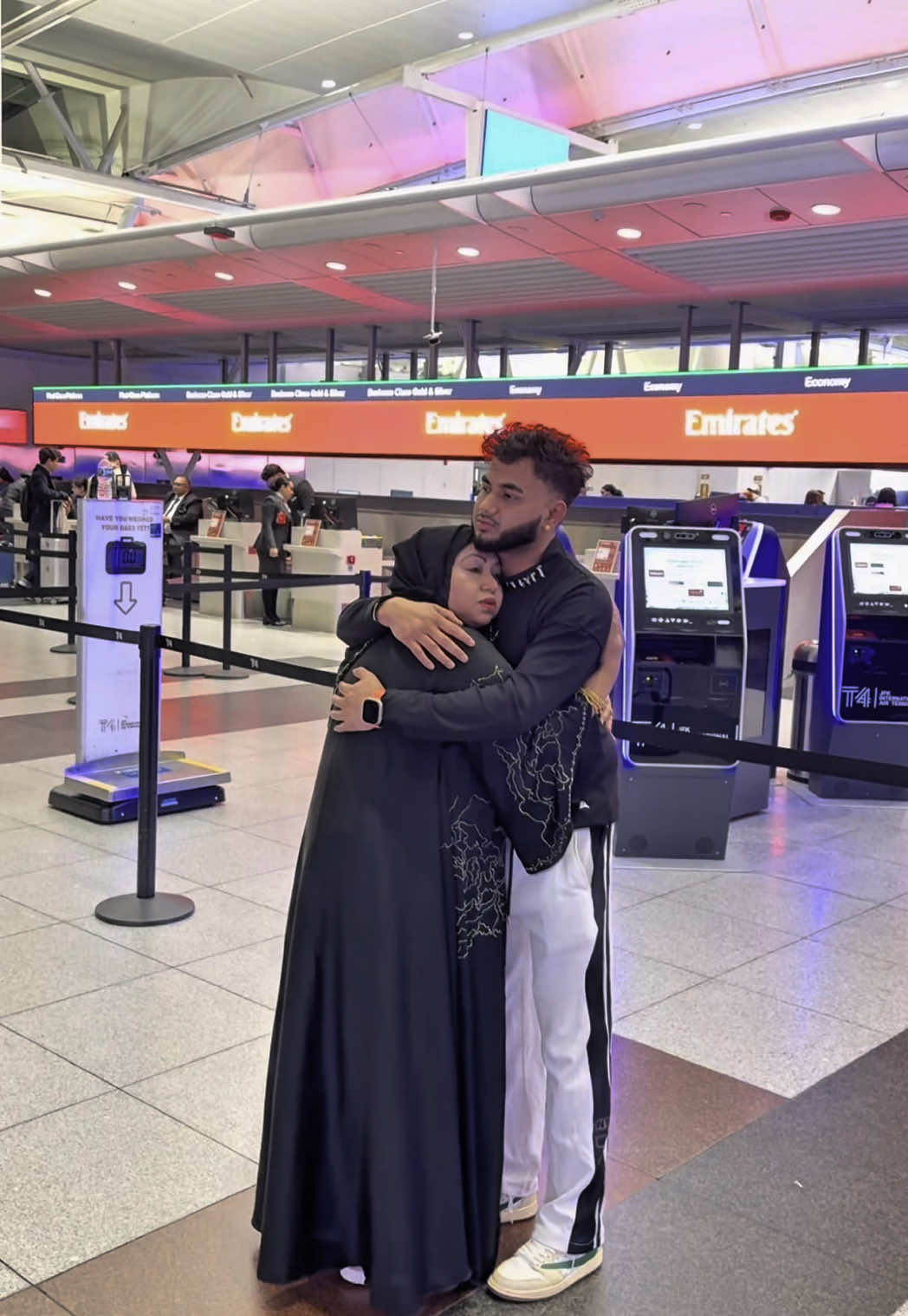A post by @gazirifat30 on TikTok caption: Your emotions is literally the cutest thing I have ever seen in my life 🫶🏻 #motherlove #emotions #backtobangladesh #newyork
