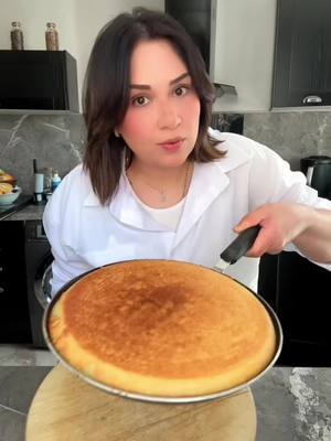 A post by @majda.berrada on TikTok caption: الحرشة السائلة بالحليب كتجي هشيشة ولذيذة ☺️ hercha 🇲🇦 #مغربية🇲🇦 #شهيوات ##وصفات ##طبخ #حرشة #الحرشة_المغربية #حرشة_السائلة #recette #recettefacile #gouter #marocaine🇲🇦 