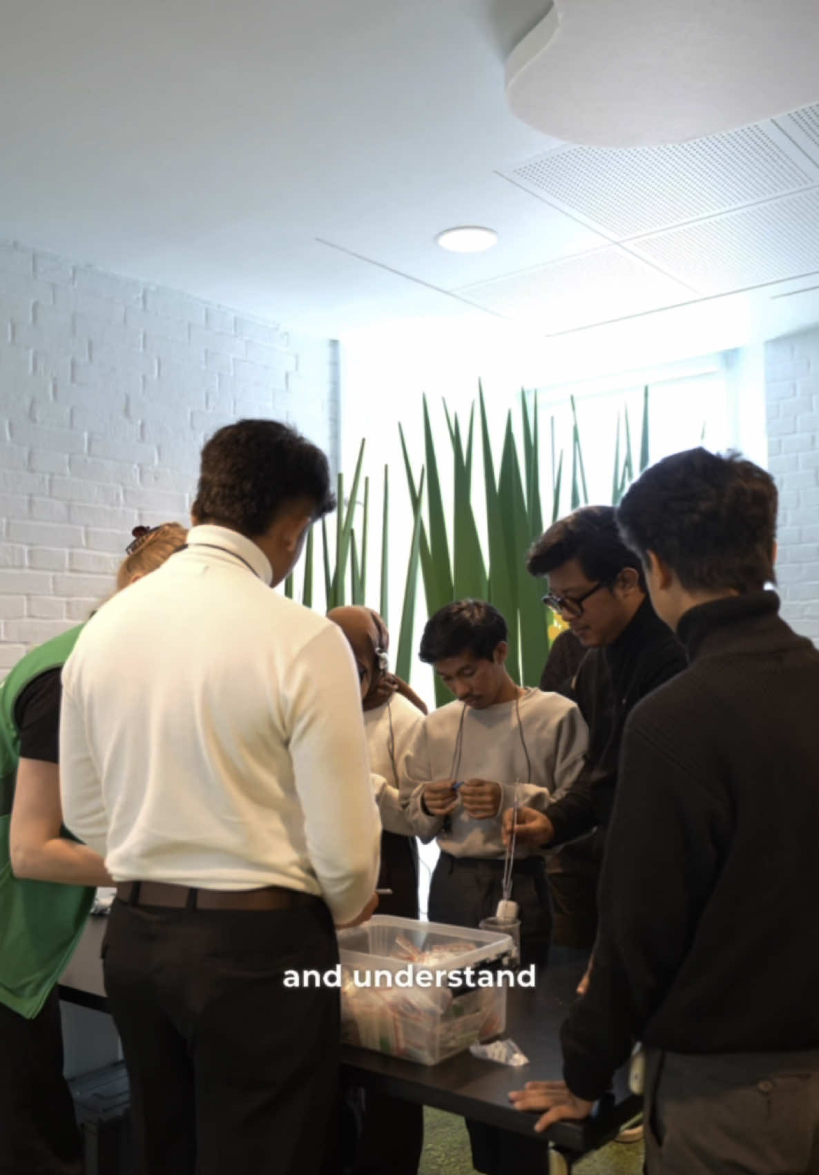 A post by @pandawaragroup on TikTok caption: semoga kita bisa buat exibitions seperti ini di Indonesia! #pandawara #serunyaditiktok 