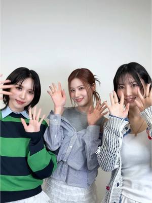 A post by @twice_tiktok_officialjp on TikTok caption: MISAMO「Message」 2025.04.28 Release 映画『かくかくしかじか』の主題歌「Message」ダンスチャレンジ公開！ MISAMOと一緒に踊ってみてください (˶•ᴗ•˶) 🎀 #映画かくしかダンスチャレンジ #映画かくしか #MISAMO #Message