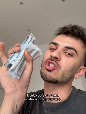 A post by @sasycacciatore on TikTok caption: #Stitch con @Paolo Brembilla per fortuna zuchiamo Esoxx, Riopan e Gaviscon dalla mattina alla sera 