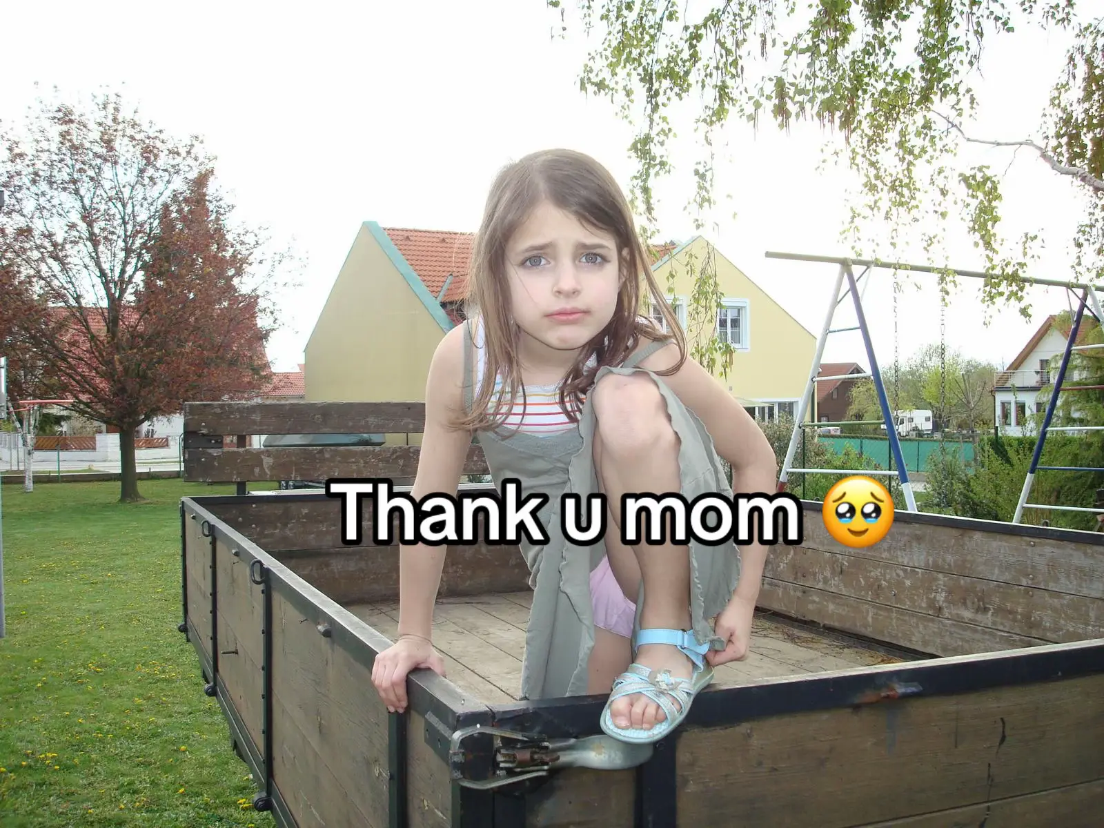 A post by @nurcaro on TikTok caption: #mom #momsoftiktok #viral #fyp #foryou #genes #generations #austria 