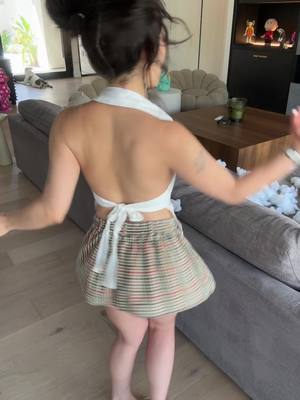 A post by @daisybloomss on TikTok