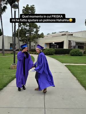 A post by @elenahazinah on TikTok caption: O sarò così da grande o niente…. GIÀ MI MANCHI PRISKA🇺🇸