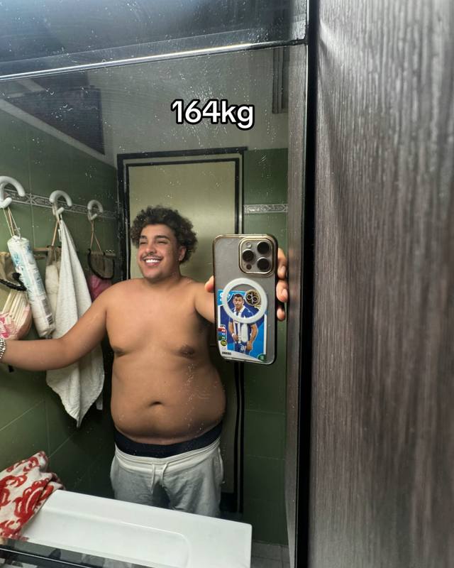 A post by @ayoubelbub on TikTok caption: A voi i commenti 💪