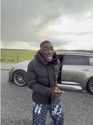 A post by @moses_carss on TikTok caption: RS6 vandalisé #rs6 @Nath #humour 