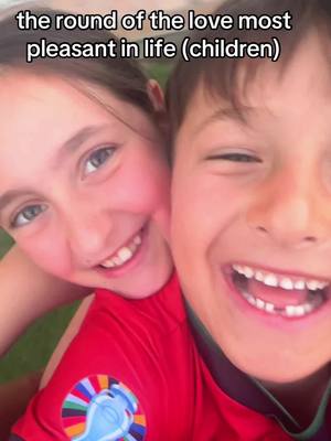 A post by @gigipescheria on TikTok caption: Il girotondo d’amore più bello della vita (i figli ) 