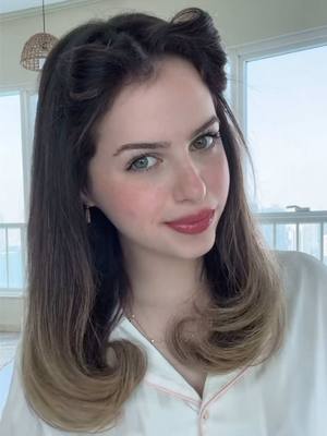 A post by @leen_mohd98 on TikTok caption: طلعة سريعة🤭🤍   #nyxcosmetics #makeup #partneredwithnyx #lipcombo #makeuptok #ميكب #tint