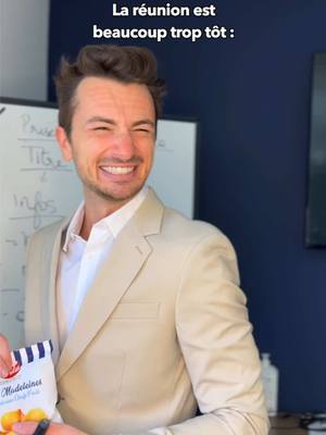 A post by @davidvoinson on TikTok caption: Qui fait des réunions aussi tôt 😂📆