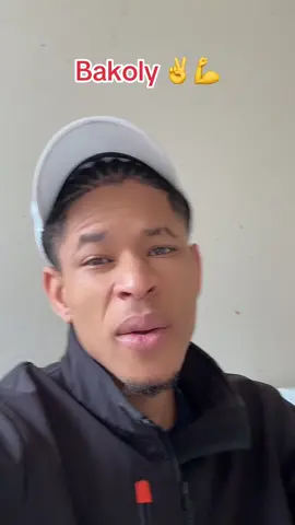 A post by @rousseau757 on TikTok caption: #vus #
