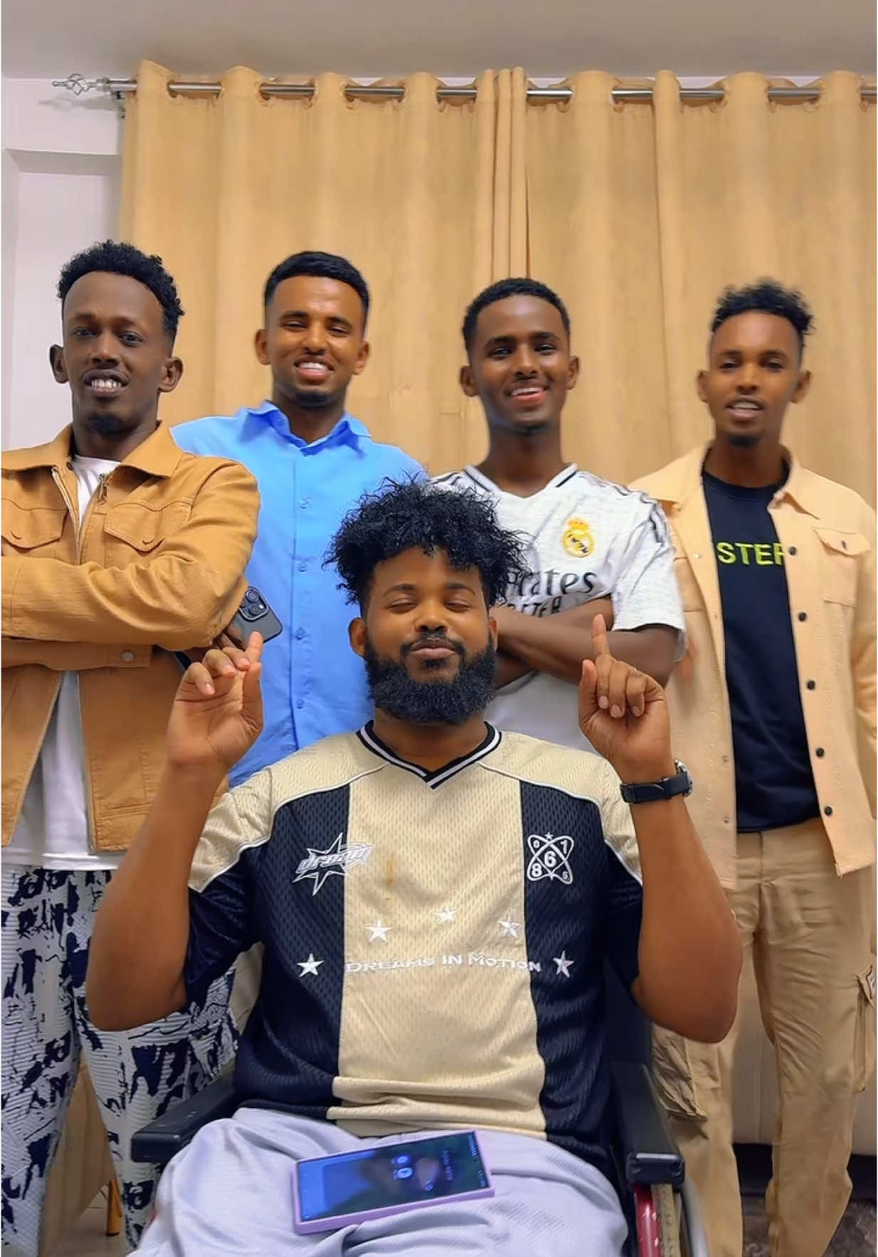 A post by @loosey8 on TikTok caption: #team_jiiro_qabo 