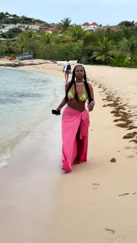 A post by @kashdoll on TikTok caption: At barths was a vibeeeee @Fashion Nova #fashionnova 