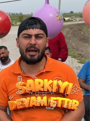 A post by @enescinpolat on TikTok caption: 😂😂 HERKESİN SESİ ÇOK İYİ )#enescinpolat 