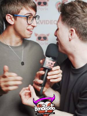 A post by @iporkvideo on TikTok caption: SE LEI ME LO DA, IO GLIELO DO 🗣️👹 @Luca Bellei 🎤 @GioLight💡  @bendecido.vc  #ipork #iporkvideo #iosonoluca #lucabellei #interviste #bacino #discoteca #fakebody #terzotempo #bendecido #vercelli 