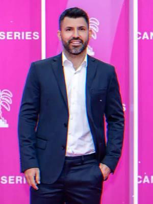 A post by @kunaguero on TikTok caption: Kun x Agüero en Canneseries Estreno 7 de mayo en Disney+