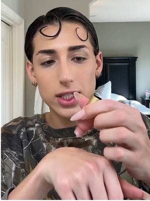 A post by @daus_mendoza on TikTok caption: PAHT 2 of GETTING READY FOR MY PRIMAS QUINCE🤭✨