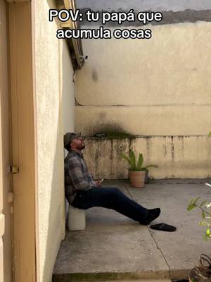 A post by @brauliorodrg on TikTok caption: Todo sirve o va servir en su momento JAJAJA 😂 #comedia #humor #men  @Aldo Santana 