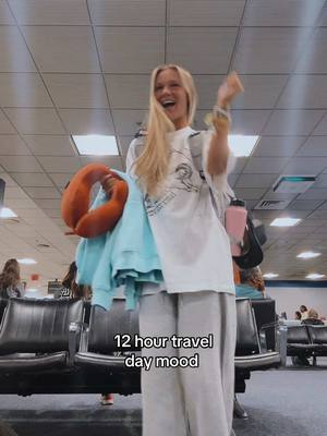 A post by @goofysid on TikTok caption: IM HUNGRY 