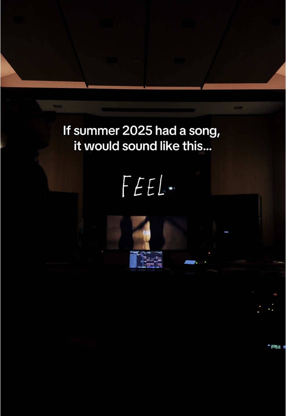 A post by @thealexlemirage on TikTok caption: This song has that feeling you are looking for…  SOLANA - MAY 9TH PRESAVE IN MY BIO! 🖤 #dj #edm #rave #techno #housemusic #fyp 