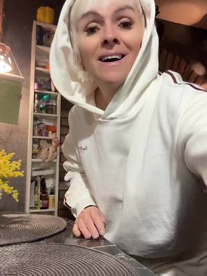 A post by @zhanna_lavrova69 on TikTok caption: #распаковка #рекомендентэ🎯🌈⭐️🎉 #готовимдома😋 