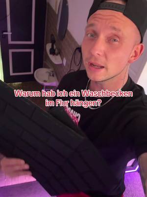 A post by @reneschmock on TikTok caption: Anzeige (SchautInMeineProfilbeschreibung) #göttingen 