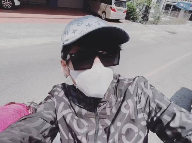 A post by @blanhtaeomneak on TikTok caption: 🤕