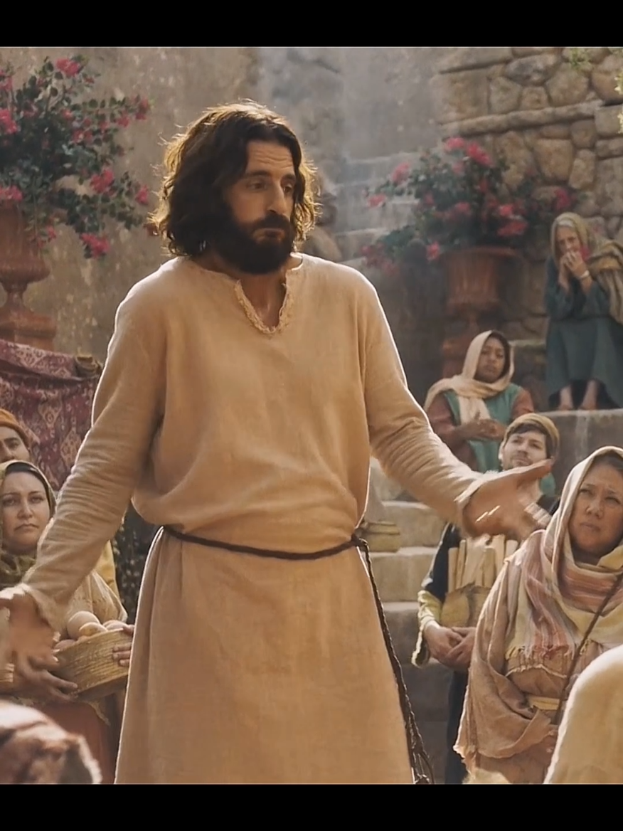 A post by @thechosencross on TikTok caption: Jesus' love for us>> | | #god #jesus #christiantiktok #bible #thechosen #christian #fyp @The Chosen