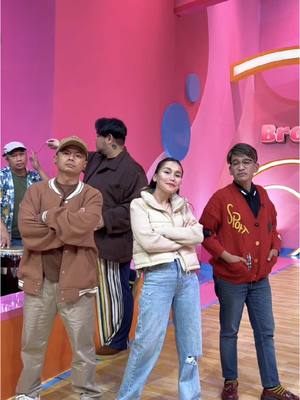 A post by @ayutingting on TikTok caption: Deeuuhh eelllaaah laganye hhahahahayy @wendi cagur @Ivan gunawan @rubenonsuofficial 🤪🤘🏻💋😉