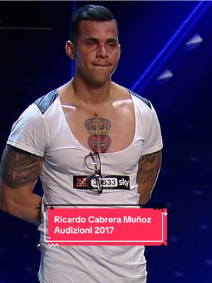 A post by @xfactor_italia on TikTok caption: Ricardo William Cabrera Muñoz - X Factor 2017 Audizioni  Vi ricordate del tormentone esitivo "Baila Como El Papu”? Se avete bisogno di un piccolo ripasso, siamo qui per rinfrescarvi la memoria  #XFactorRewatch 