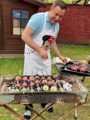 A post by @chefoktayusta on TikTok caption: Patlıcankebap#keşfet#furdich #lezzet #👨🏻‍🍳 #kebap#patlıcankebabı #mangal#piknikkeyfi #🍄liea🥀🌵 #food #😍😍🥰 #lekkereten #enercı #bahar#yemek