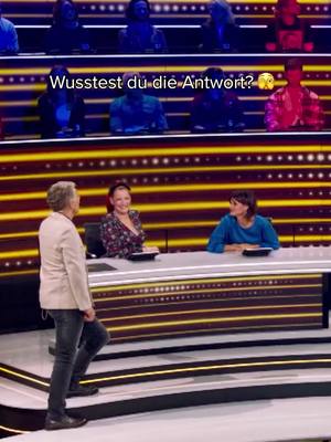 A post by @1prozentquiz on TikTok caption: Wer gehört zu den 15%? 🙋‍♀️ 👉 "Das 1% Quiz - Wie clever ist Deutschland?" - Donnerstag, 20:15 Uhr in SAT.1 oder kostenlos streamen auf Joyn. #das1prozentquiz #whattowatch
