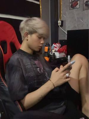 A post by @babaheang1 on TikTok caption: សាំjmr😂