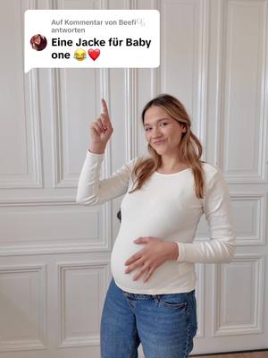 A post by @lena_lind_ on TikTok caption: Antwort auf @Beefi🫧  Wie findet ihr die Jacke? 😇♥️