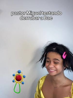 A post by @ on TikTok caption: postei e sai correndo kk 