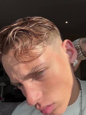 A post by @domenicoespositooo_ on TikTok caption: 🤷🏼