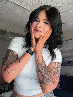 A post by @siiriparkss on TikTok caption: @Premiere Beauty Shows ONLY A FEW MORE WEEKS BABES 🫶🏼 @Kendra Matthies @Mirrored By Marquie  🪩 @The Bailey Lavender @Ally Nicole #premierebeauty #premierebeautyshow #premiereorlando #siiriparkss #siiri #fyp #fypシ #hair #hairtok #hairstylist #hairshow #greenscreen 