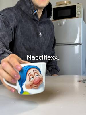 A post by @williamsghinolfi on TikTok caption: E se prendo la tazza di pisolo sono veramente serio😌
