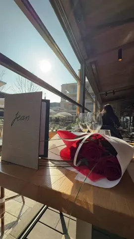 A post by @kokocaviar on TikTok caption: #stvalentinesday 2025 ❤️👑🙏❤️#viralvideos #pourtoii #
