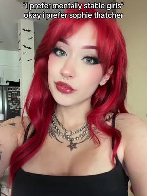 A post by @charleygrayyyy on TikTok caption: mommy #bi #sophiethatcher 