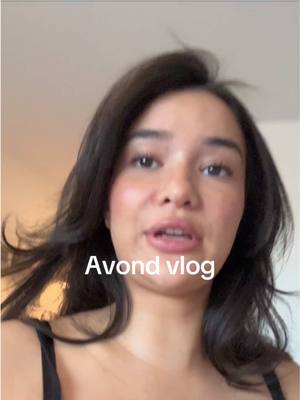 A post by @indyisabella on TikTok caption: Nou wordt gewoon maan emoji genoemd BRUTAAL