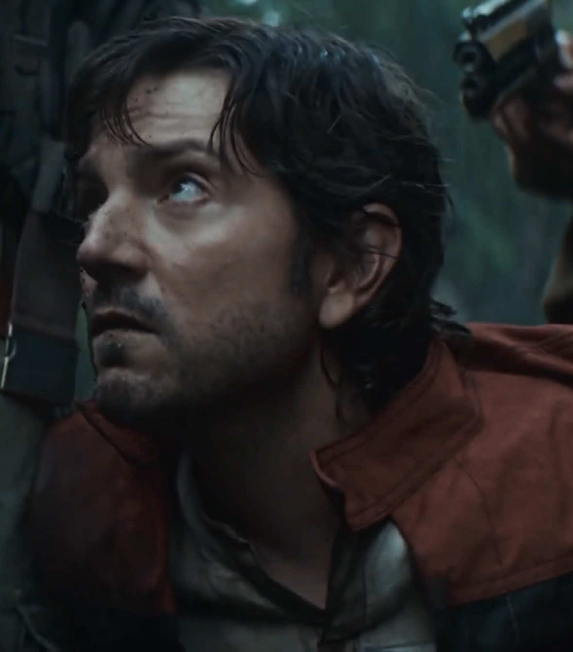 A post by @fennecsrifle on TikTok caption: i’m going to disneyland for star wars night tonight and you best believe i’m about to be watching andor while i’m standing in those lines // #starwars #starwarsedit #fyp #foryoupage #cassianandor #cassianandoredit #diegoluna #andor #andorseries #rogueone #rogueoneedit 